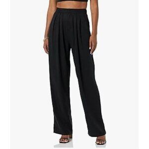 Terea Women's Lexie Pleated Front Pant size S NWT